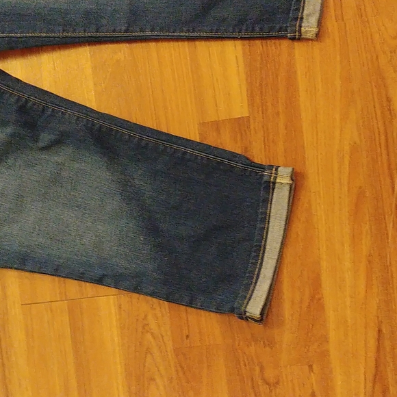 Old Navy Capri's - Picture 2 of 7